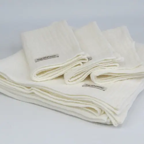Cueiro Fraldão 1m x 1m Dupla Face em Gaze de Algodão 100% -