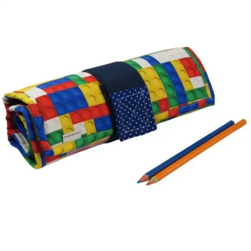 Estojo Escolar em Tecido para 100 Lápis Lego