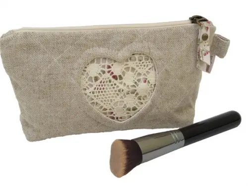 Necessaire em Linho Coração