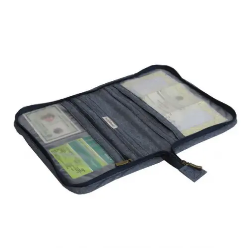 Porta documentos e vacina