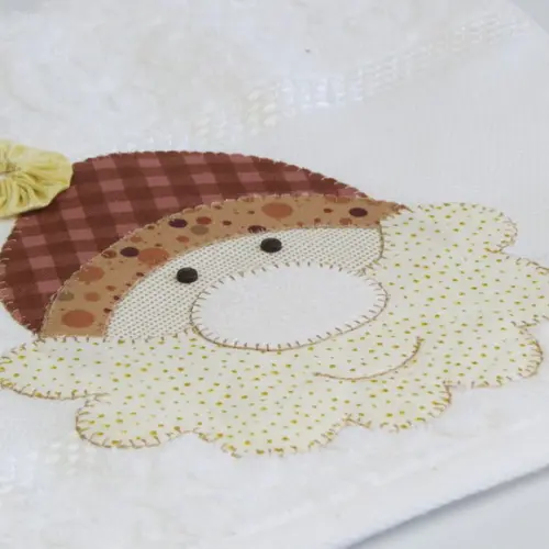 Toalha de Lavabo Natal Bordada Papai Noel em Ponto Caseado