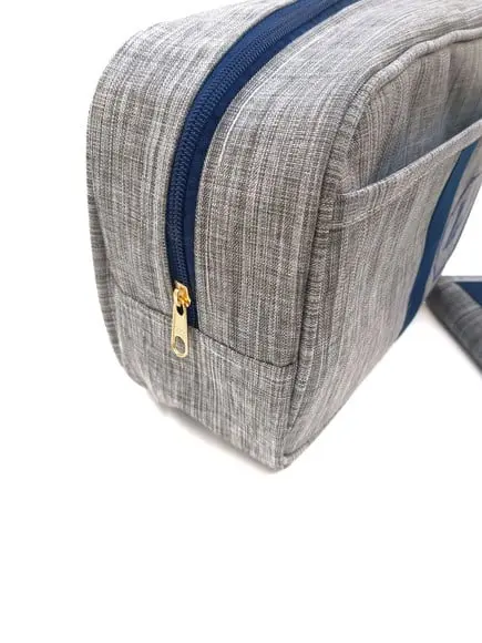 Necessarie Porta Fraldas com Porta Caderneta de Vacinação
