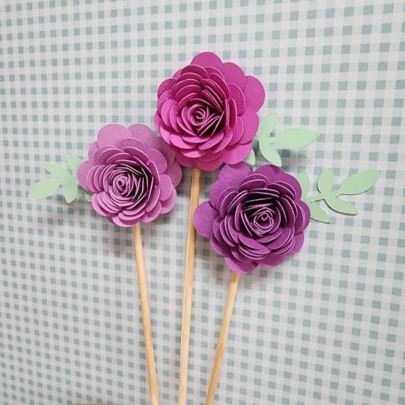 Topo de Bolo Flores Coloridas em Papel