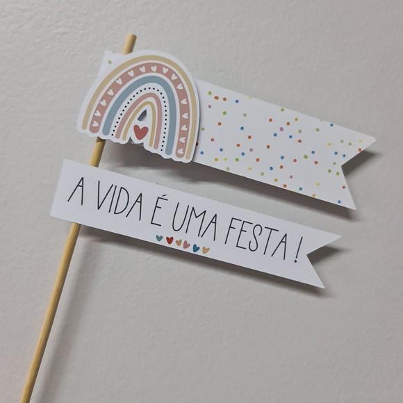 Topo De Bolo Bandeirinhas A Vida É Uma Festa