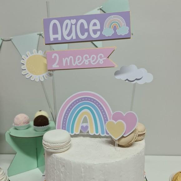 Topo de Bolo para Mesversário do bebê Menina arco-íris