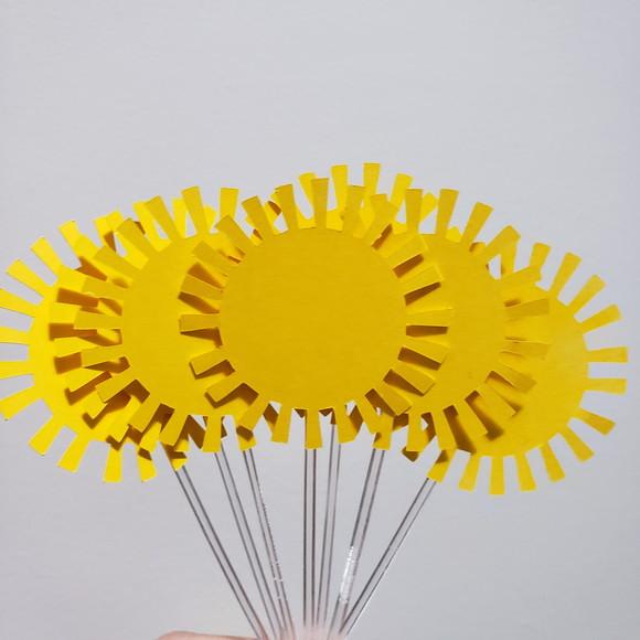 10 Toppers de Sol Pequenos para Docinhos ou Cupcakes