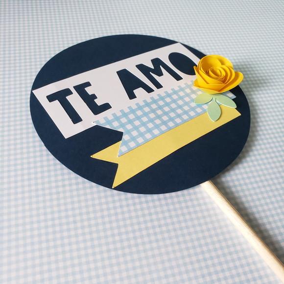 Topo de Bolo em Camadas de Papel Parabéns com Flor 3d