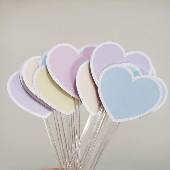 10 Toppers para Docinhos Coração em Tons Pastel