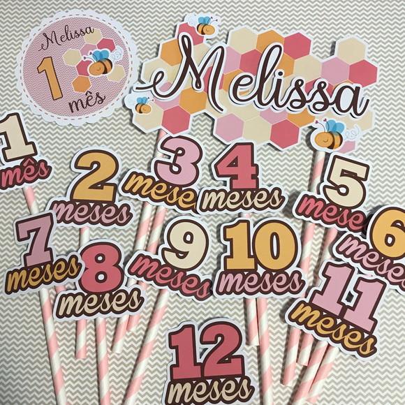 Kit Completo Mesversário Bebê com Topos de Bolo e Adesivos