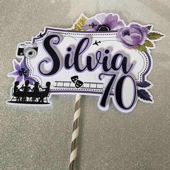 Topo de Bolo em Camadas de Papel para Aniversário de 70 anos