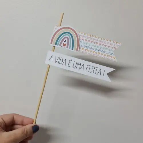 Topo De Bolo Bandeirinhas A Vida É Uma Festa