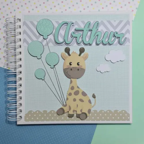 Livro Assinaturas Maternidade Em Scrap Girafinha