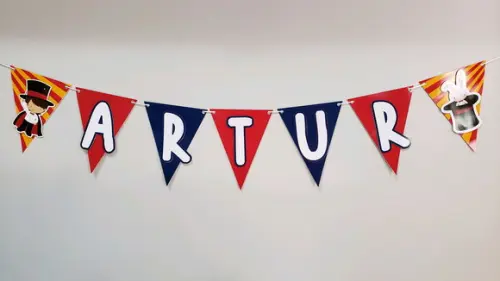6 Bandeirinhas em Scrap para Decoração de Festas Mágica