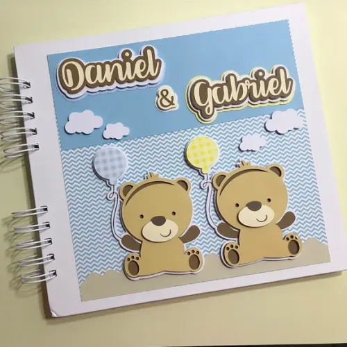 Livro Assinaturas Maternidade em Scrap Tema Ursinho Gêmeos