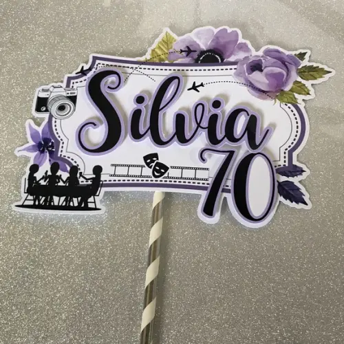 Topo de Bolo em Camadas de Papel para Aniversário de 70 anos