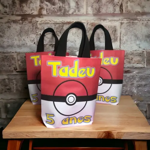 Sacolinha Personalizada Pokebola