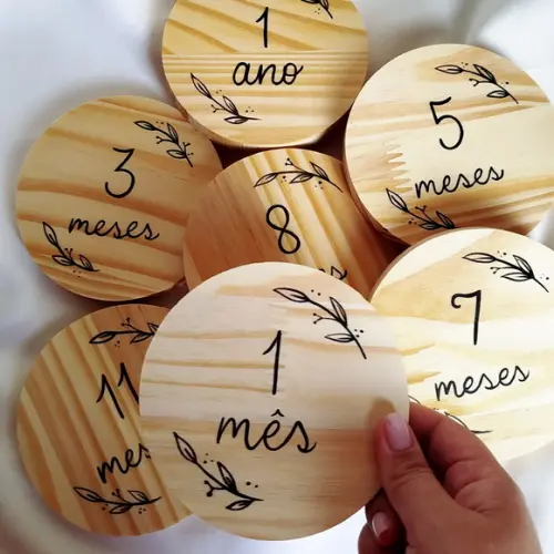 Kit Mesversário Placas em Pinus Crua