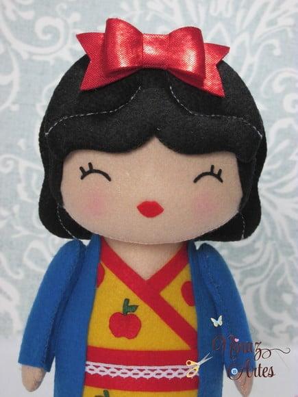 Boneca Branca de Neve Kokeshi - Princesas - Tema Oriental