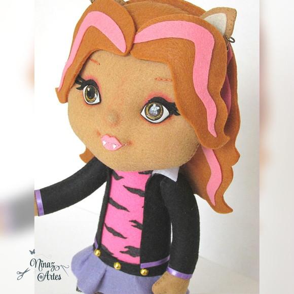 Boneca Clawdeen Wolf - Tema Monster High