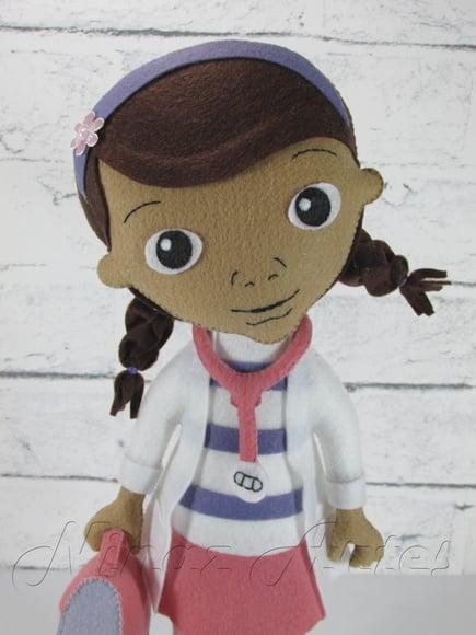 Boneca Doutora Brinquedos