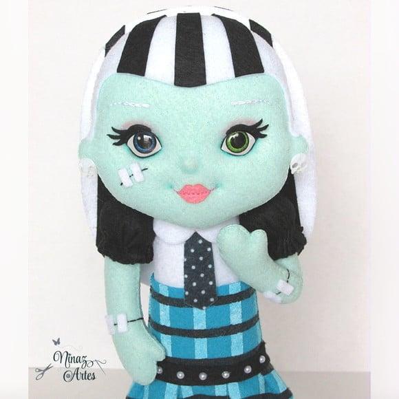 Boneca Frankie Stein - Tema Monster High