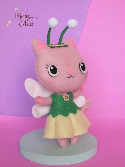 Boneca Kitty Fada - Tema a Casa Mágica da Gabby