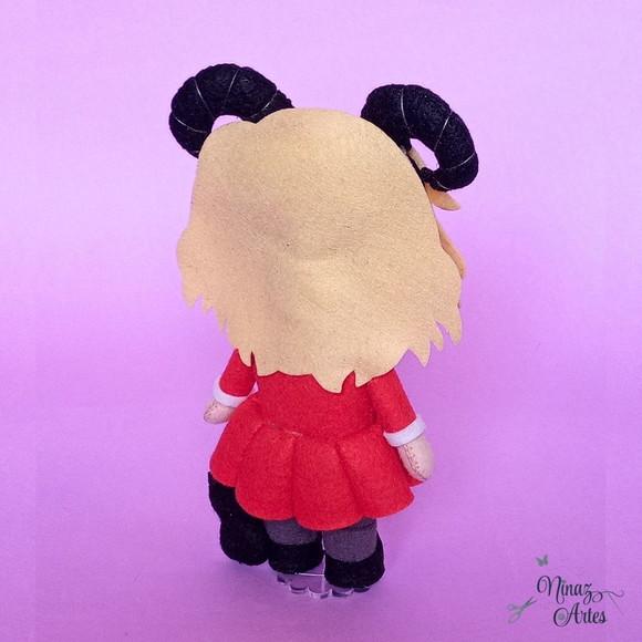 Boneca Mini Sabrina Spellman- Coleção Trevosos