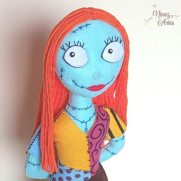 Boneca Sally Skellington - Tema o Estranho Mundo de Jack