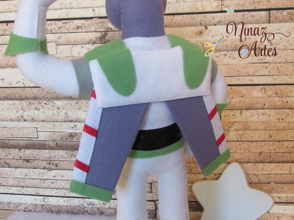 Boneco Buzz Lightyear - Tema Toy Story