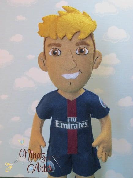 Boneco Neymar Jr. - Jogador de Futebol