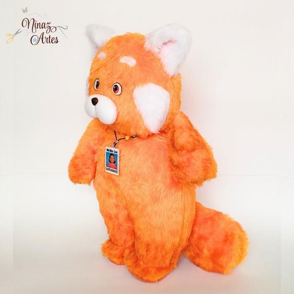Boneco Panda Vermelho com 38 cm - Red Crescer É Uma Fera