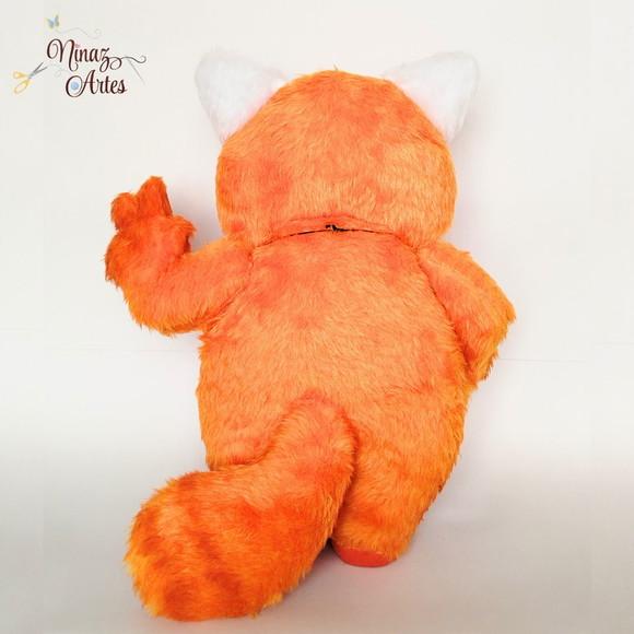 Boneco Panda Vermelho com 38 cm - Red Crescer É Uma Fera