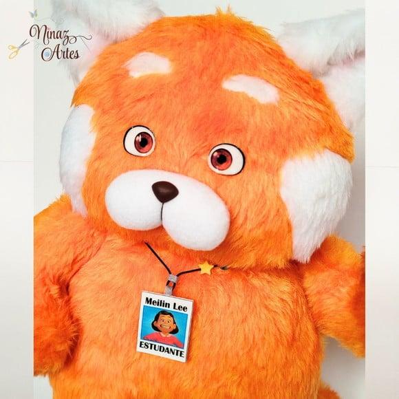 Boneco Panda Vermelho com 38 cm - Red Crescer É Uma Fera