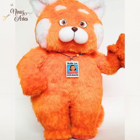Boneco Panda Vermelho com 38 cm - Red Crescer É Uma Fera
