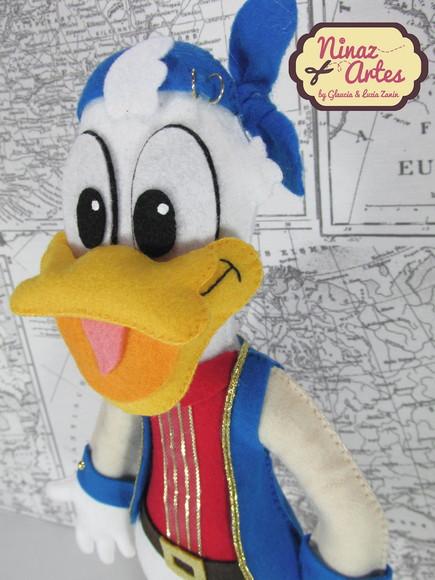 Boneco Pato Donald - Tema Mickey Pirata