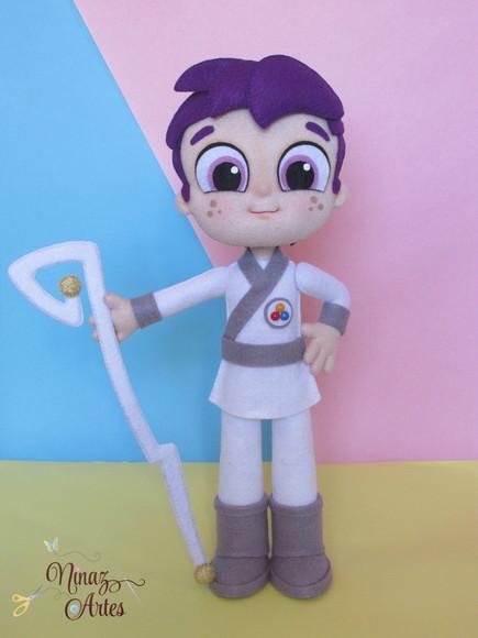 Boneco Zee - Tema Vera no Reino do Arco-íris
