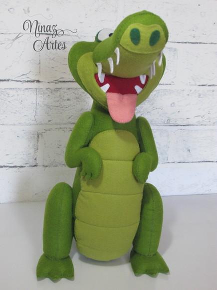 Crocodilo Tic Tac Sentado - Tema Peter Pan