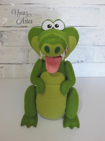 Crocodilo Tic Tac Sentado - Tema Peter Pan