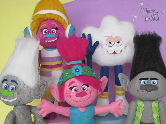 Kit com 5 Bonecos - Tema Trolls