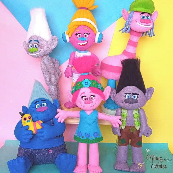 Kit com 6 Bonecos - Tema Trolls