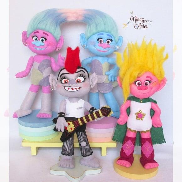 Kit com Barb, Viva, Cetim e Chenille - Tema Trolls