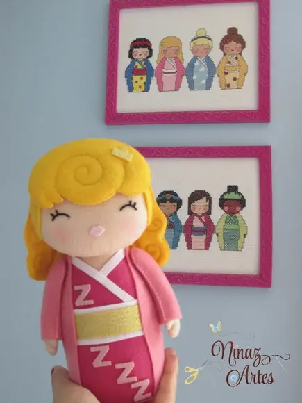 Boneca Aurora Kokeshi - Princesas - Tema Oriental