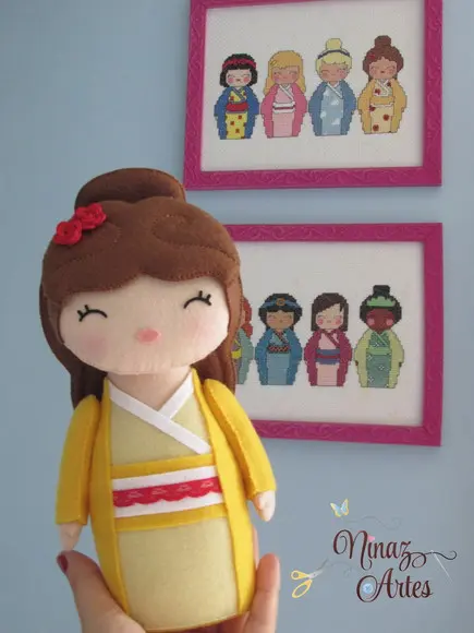 Boneca Bela Kokeshi - Princesas - Oriental em Feltro