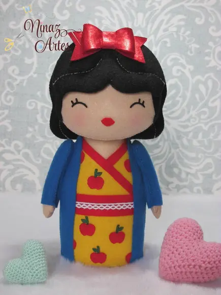 Boneca Branca de Neve Kokeshi - Princesas - Tema Oriental