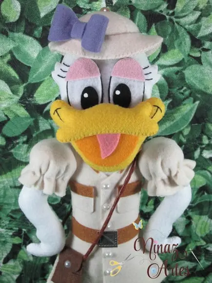 Boneca Margarida - Tema Mickey Safári