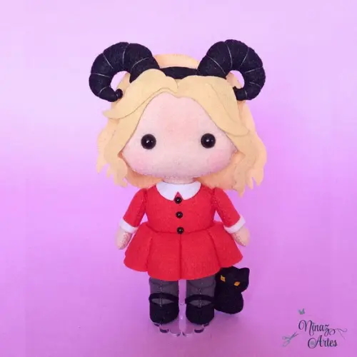 Boneca Mini Sabrina Spellman- Coleção Trevosos