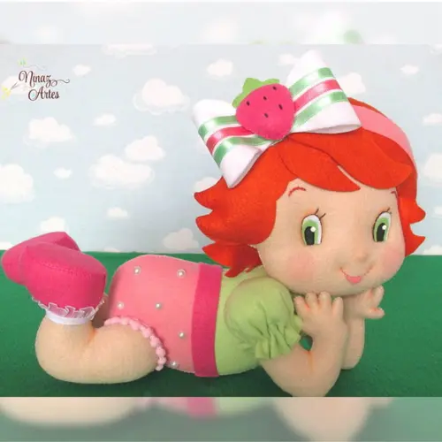 Boneca Moranguinho Baby Deitada