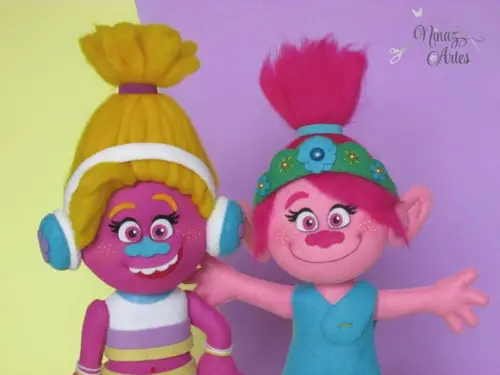 Bonecas Poppy e Dj Suki - Tema Trolls