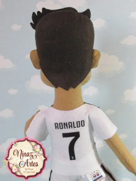 Boneco Cristiano Ronaldo - Jogador de Futebol