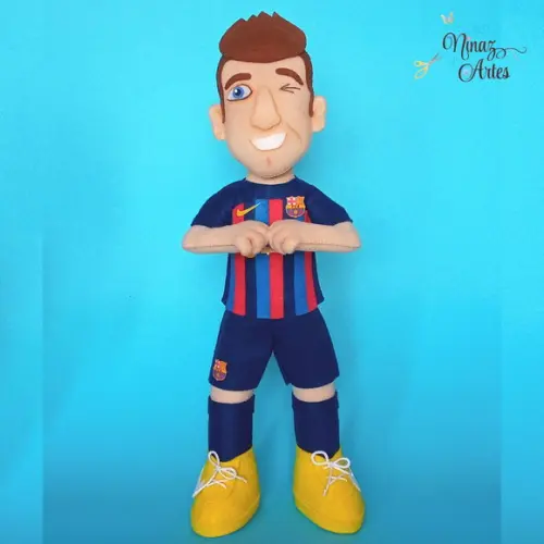 Boneco Robert Lewandowski - Jogador de Futebol